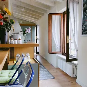 Appartamento Attico Dell'artista Desenzano del Garda