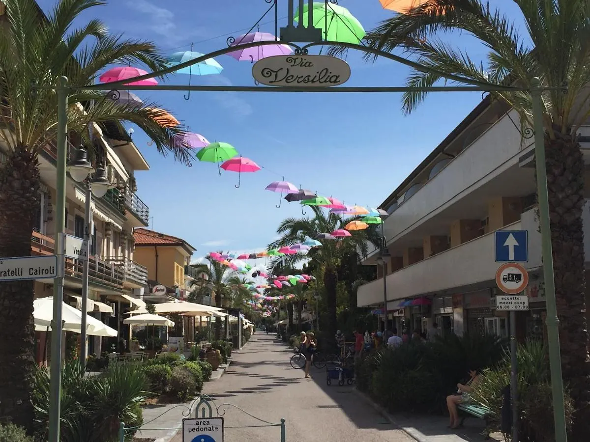 Hotel Verdesolemare Marina di Pietrasanta 3*,  Włochy