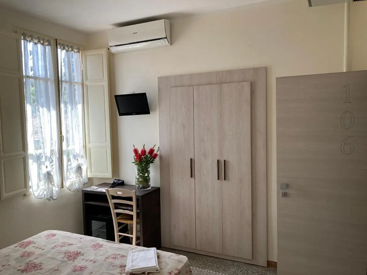 Hotel Verdesolemare Marina di Pietrasanta 3*,  Włochy