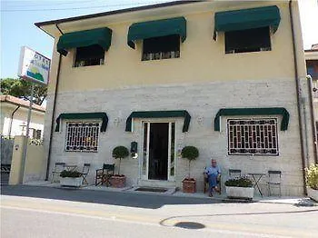 Hotel Verdesolemare Marina di Pietrasanta
